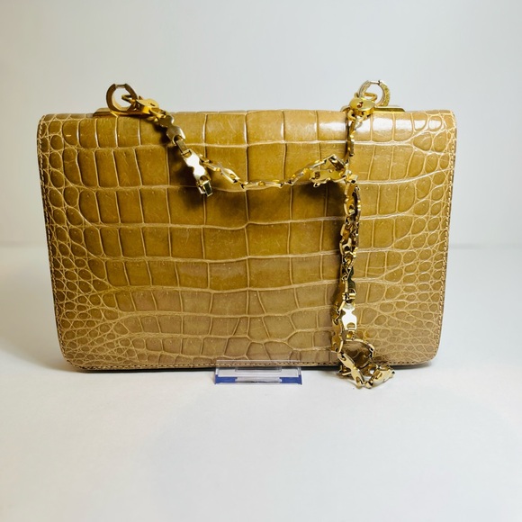Vintage Crocodile Embossed Leather Tan Accordion Clutch with Gold Chain - Picture 6 of 10